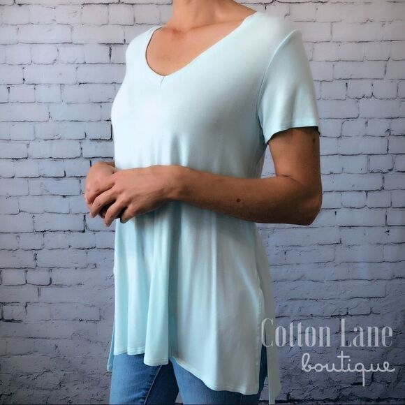 NEW Mint V-Neck Tee  - Picture 4 of 8